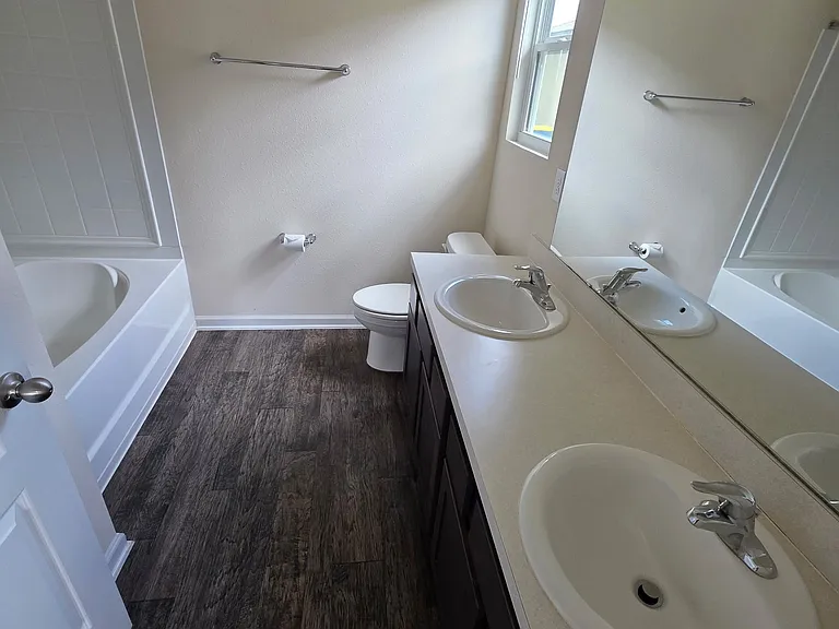 11272 Sheepshead Ln — Photo 5