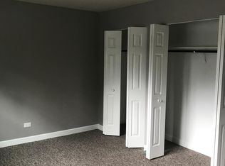 11215 Moraine Dr APT 3S, Palos Hills, IL 60465