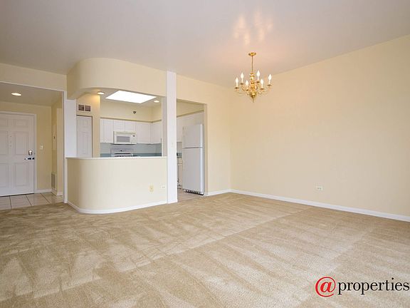 5th image of 3303 Grove Ave Unit 603