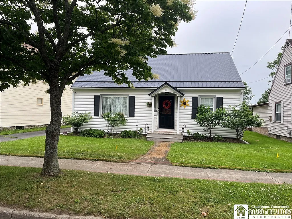 21 W Mosher St photo 1