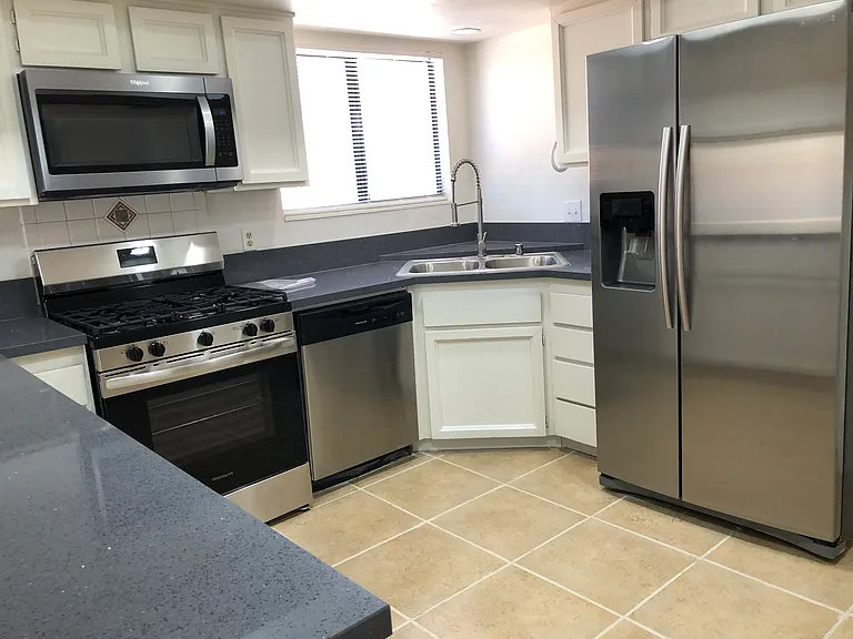 2409 El Tesoro Ct #1 — Photo 14