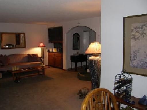   living / dining rooms