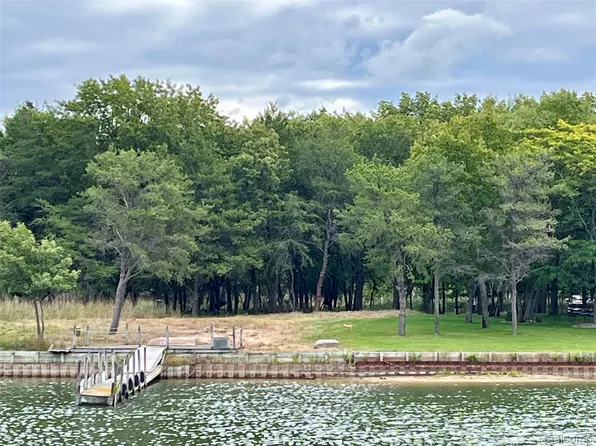 9857 Whispering Pnes, Pigeon, MI 48755