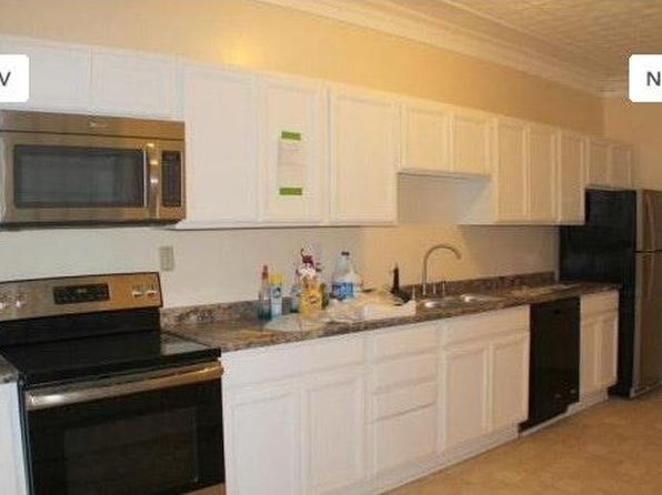 327 Main St APT 2, Calais, ME 04619