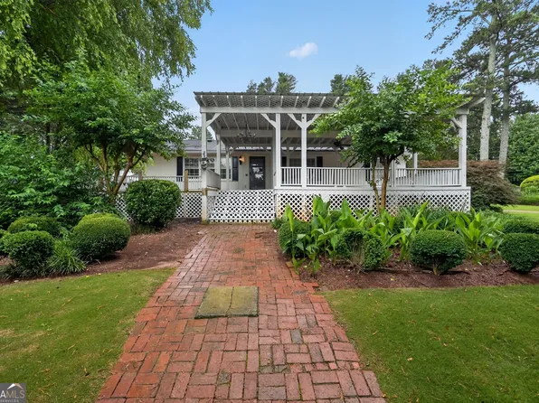 1455 Courtney Ln, Cumming, GA 30041