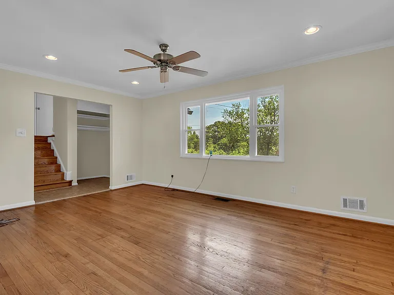 6004 Mustang Pl — Photo 3
