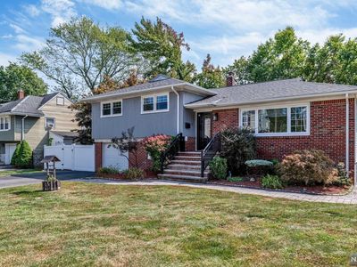 65 Lenox Ave, Dumont, NJ, 07628