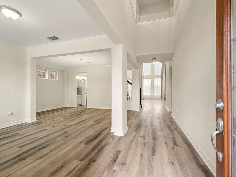9439 Peralta Creek Ct — Photo 4