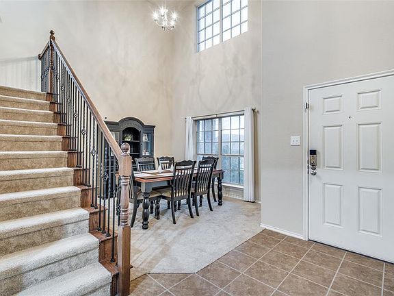 4th image of 5225 Bear Valley Dr