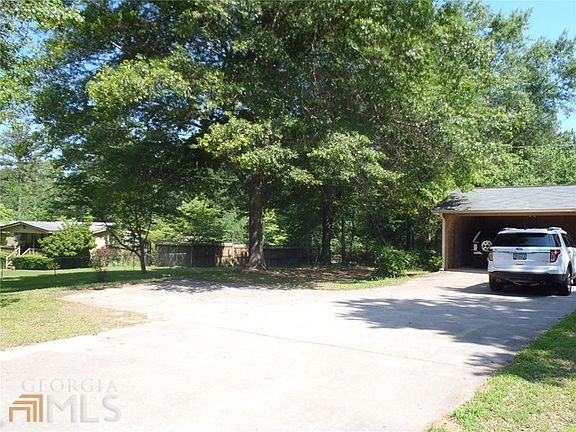 3rd image of 76 Sidney Lanier Dr