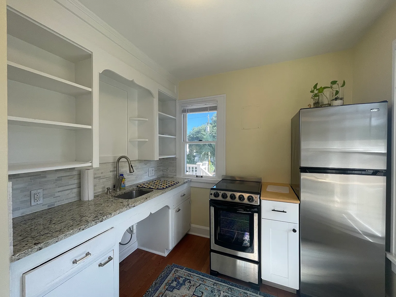 Studio, 350 sqft, $1,395 — Photo 4