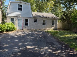 906 King George Rd, Fords, NJ 08863