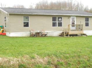 10283 Moses Rd, Springboro, PA 16435