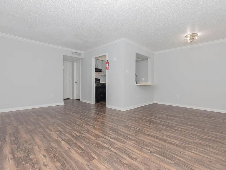 Galleria Flats Apartments — Photo 31