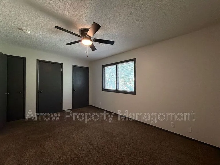 2512 R St #5 — Photo 6
