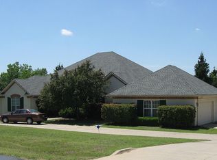 10701 Highview Dr, Oklahoma City, OK 73151