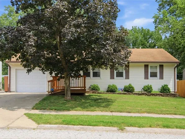 4009 S Spring St, Independence, MO 64055