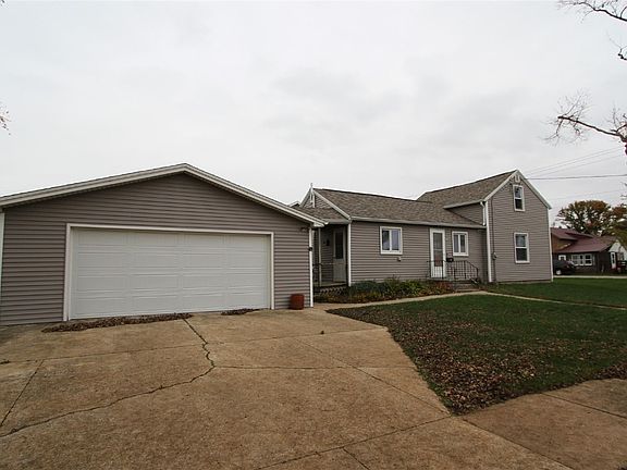 2nd image of 302 2nd Ave