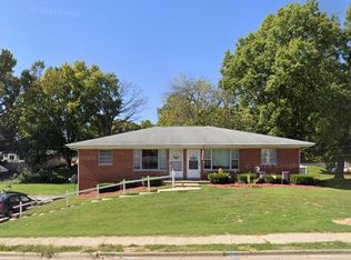 120 Union Hill Rd, Fairview Heights, IL 62208