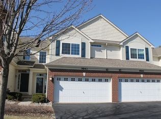 9843 Cummings St, Huntley, IL 60142