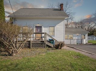 2015 Hamelon St, Lansing, MI 48910