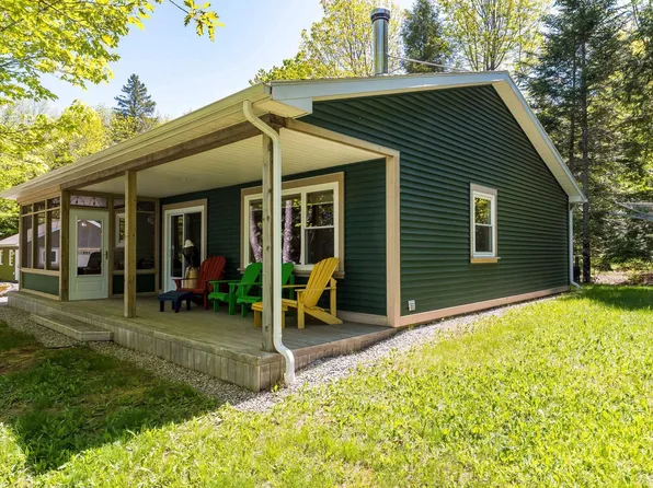 359 Summit Ridge Rd, West Hants, NS B0N 2T0