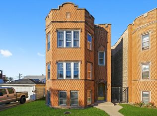 4928 W Altgeld St, Chicago, IL 60639