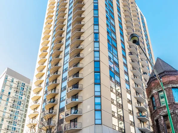 70 W Huron St APT 1208, Chicago, IL 60654