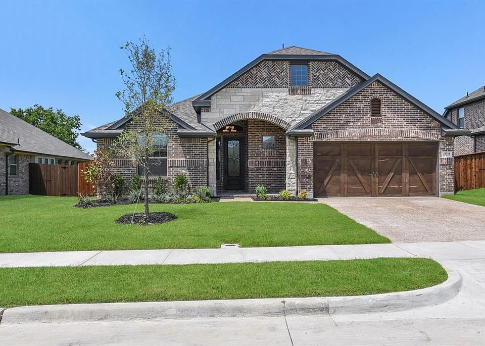 1st image of 3311 Creekhaven Dr