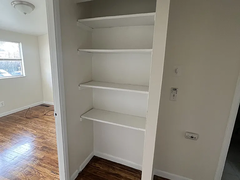 2 Columbine Ct #3 — Photo 3