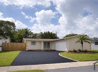 9020 NW 26th Pl, Fort Lauderdale, FL 33322