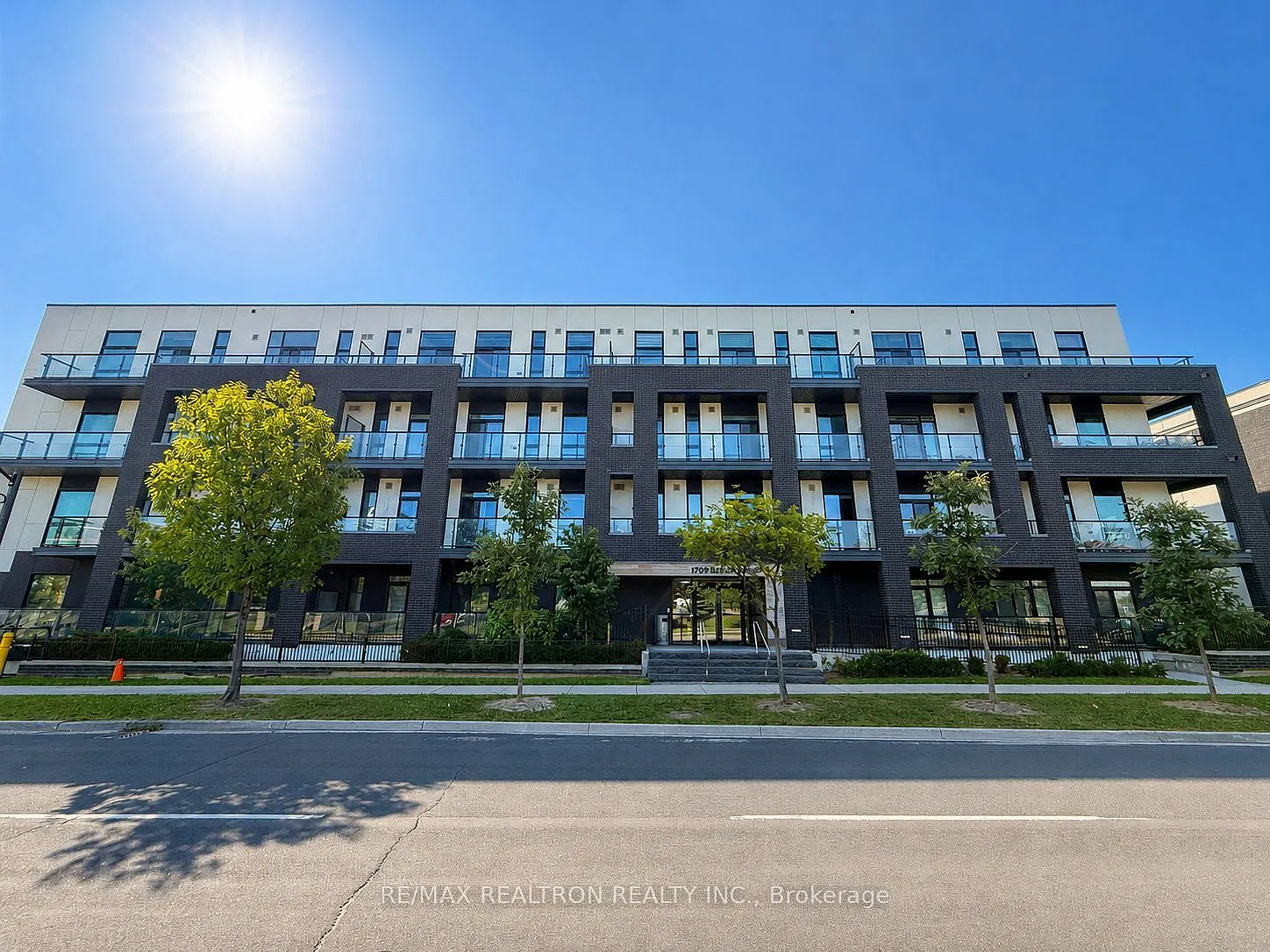 2 bed, $2,800 — Photo 2
