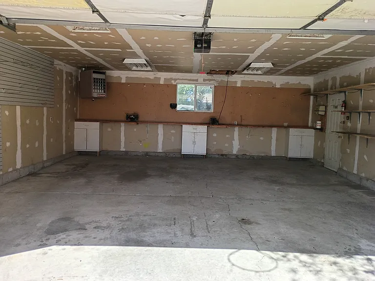 7794 S Pioneer St — Photo 25
