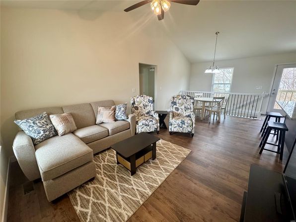 123 Grindstone Ct, Moscow Mills, MO 63362