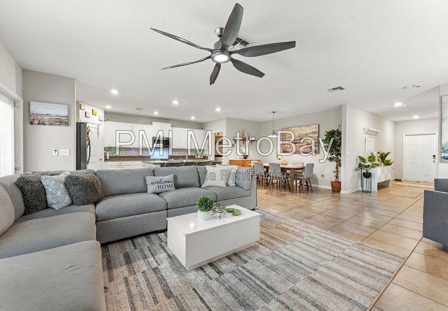 5 bed, 2.5 bath, 2264 sqft, $3,395 — Photo 4