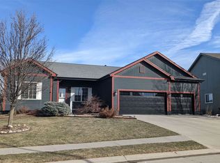 4823 N 161st St, Omaha, NE 68116