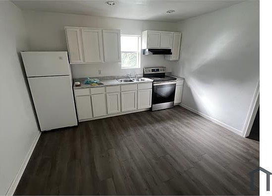 4th image of 1630 Big Oak Dr #3