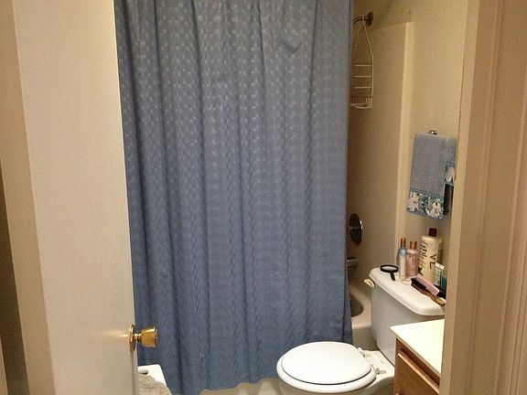 2nd bathroom