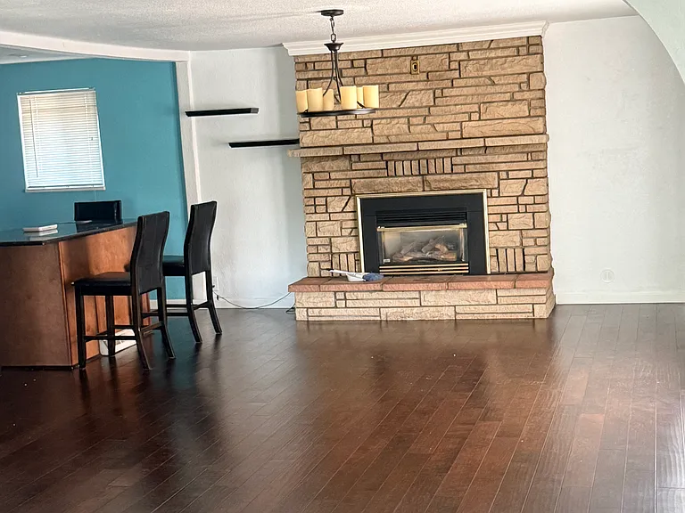 645 Osceola St — Photo 8