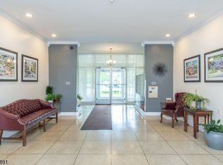 926 Bloomfield Ave #4C, Glen Ridge, NJ 07028