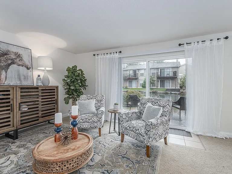 Harpers Point Apartments* — Photo 12
