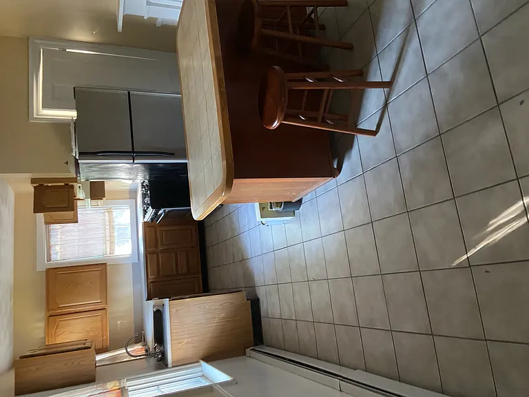 1591 Lonsdale Ave #1 — Photo 19