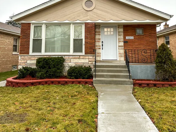 10042 S Fairfield Ave, Chicago, IL 60655