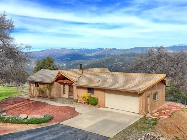39180 Highway 41, Oakhurst, CA 93644
