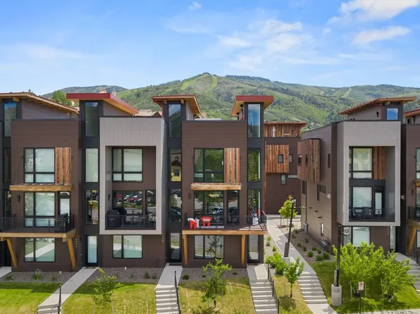 2862 Owl Hoot Trail UNIT 4, Steamboat Springs, CO 80487