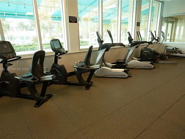 2501 S Ocean Dr #Penthouse 17 — Photo 29