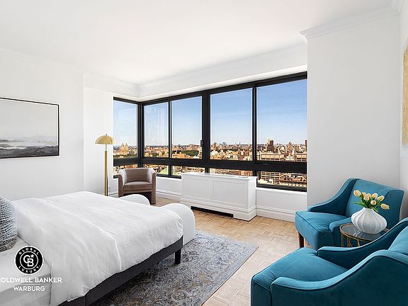 5th image of 167 E 61st St APT 35C