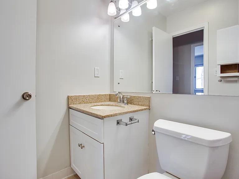 Upstairs Full Bath