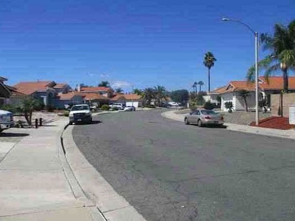 Exterior Neighborhood (street photo)