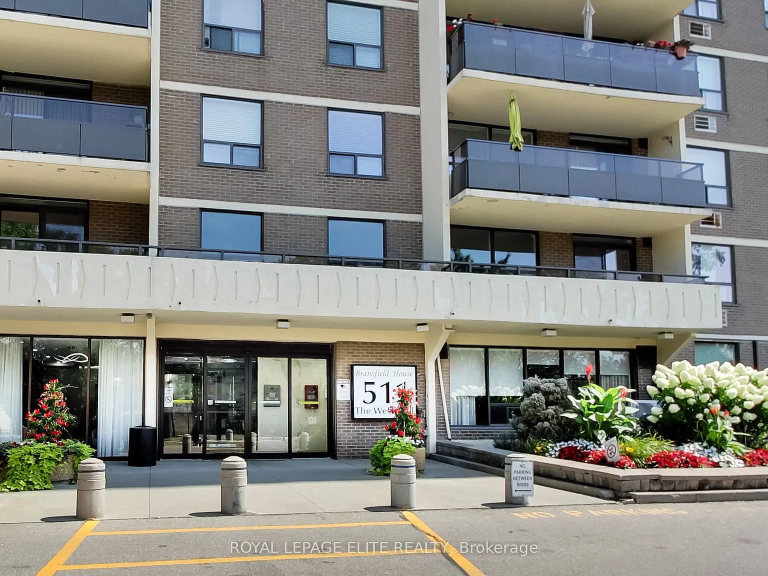 4 bed, $3,300 — Photo 3